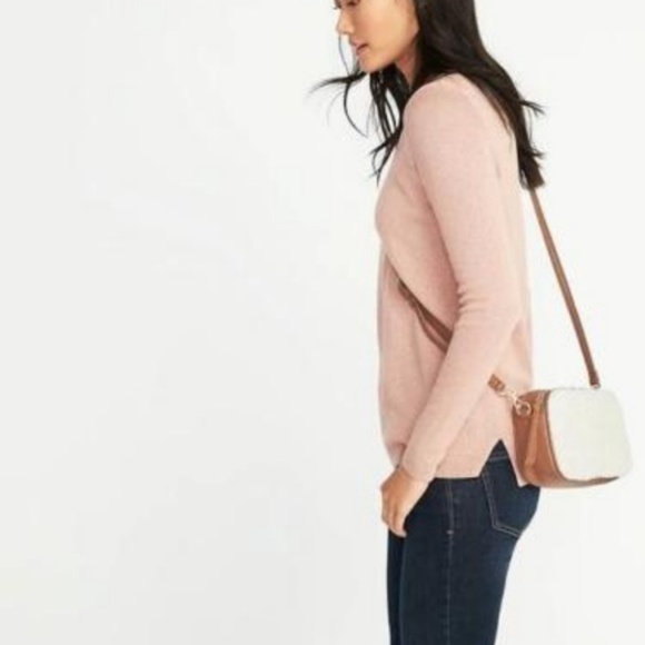 Sherpa/Faux-Leather Camera Bag - Picture 2 of 6